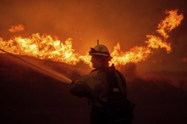 while firefighters deal with the recent LA fires, LA residents are loading up their belongings and getting ready to leave the area, “my cousin needs to be ready to leave their house within a 15-minute time period.”Science teacher Elise Carpenter said, Photos courtesy of AP photos
